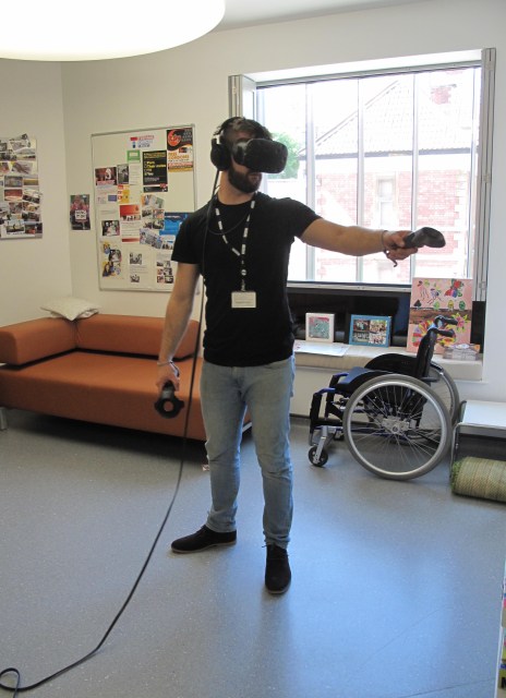 bbc-joe-hope-vr-set-up